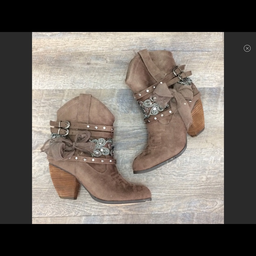 Not Rated Shortie Boot Taupe Size 7